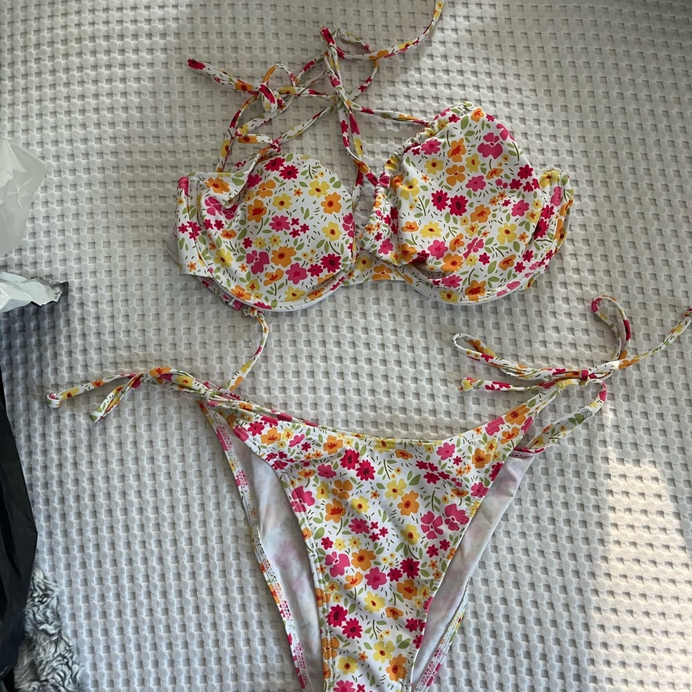 Swim suit set
